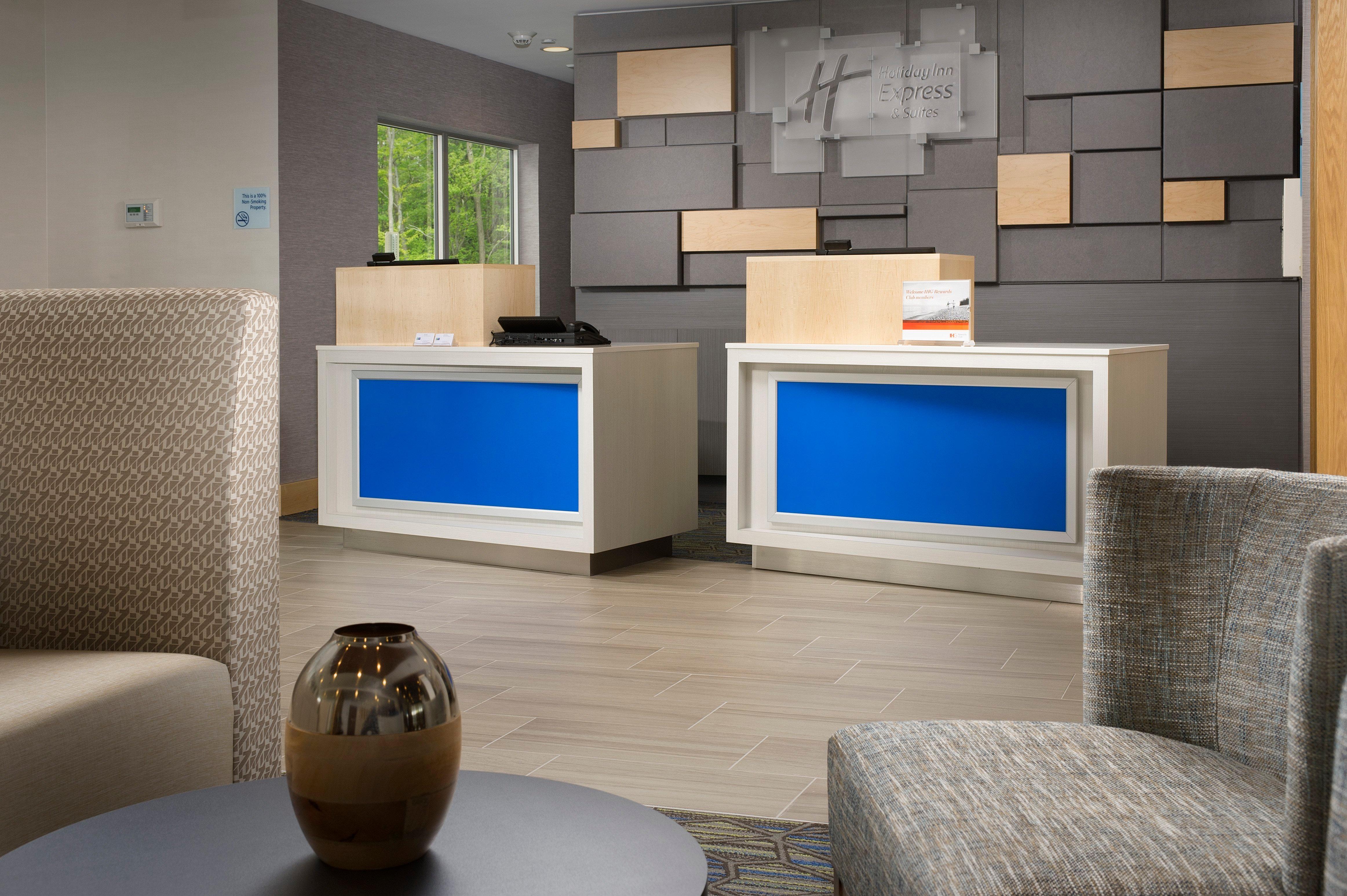 Holiday Inn Express & Suites By Ihg Altoona By Ihg Dış mekan fotoğraf