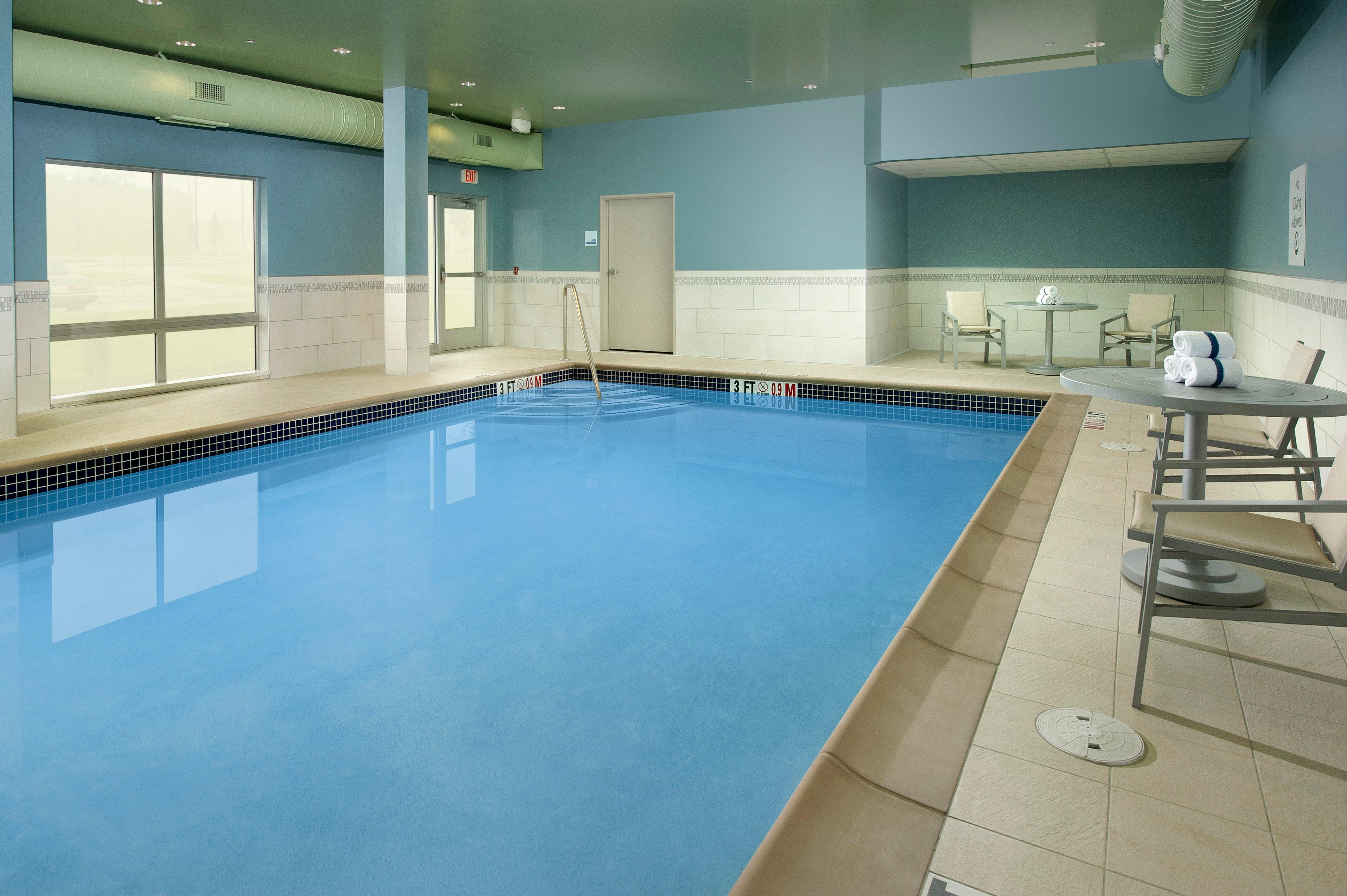 Holiday Inn Express & Suites By Ihg Altoona By Ihg Dış mekan fotoğraf